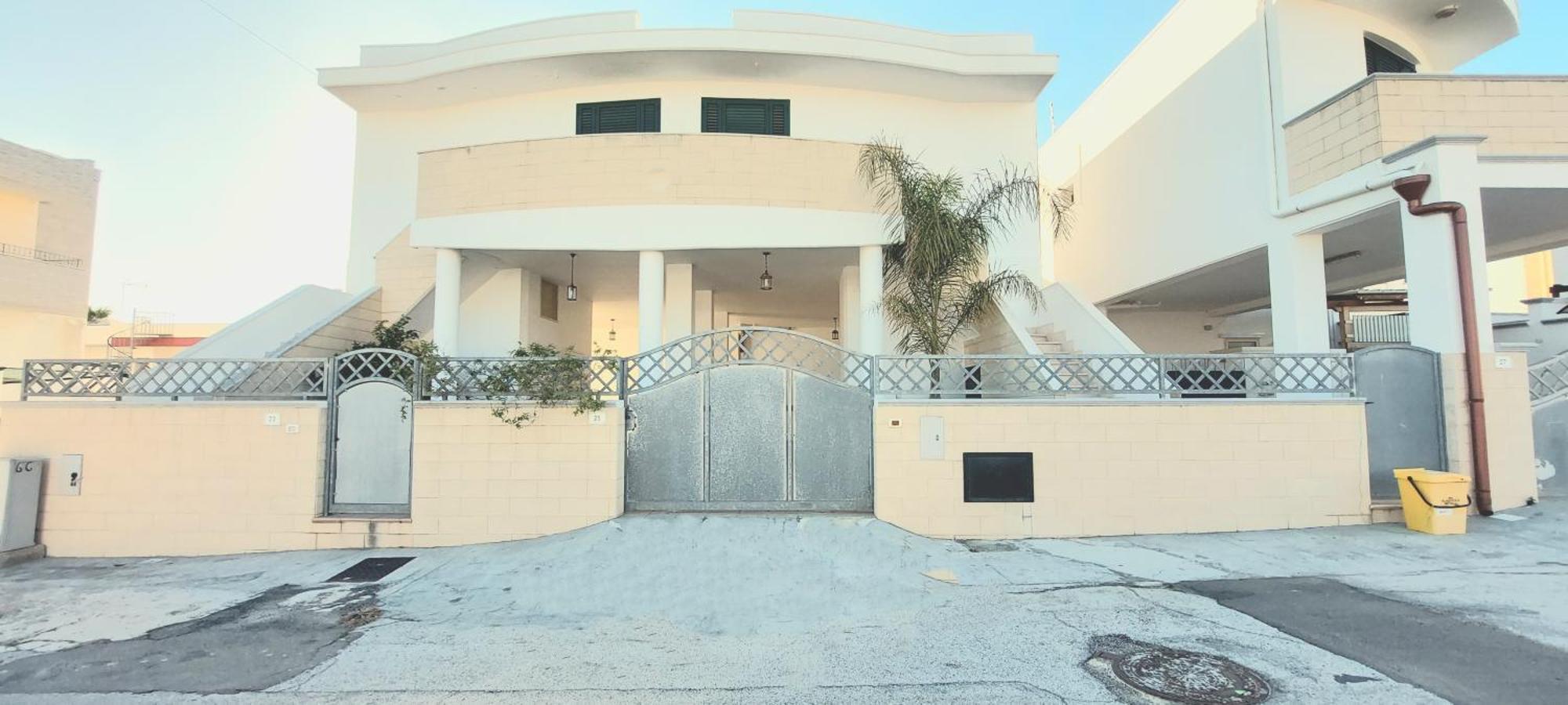 מרינה די פסקולוזה Lovely House Risveglio Fronte Mare מראה חיצוני תמונה